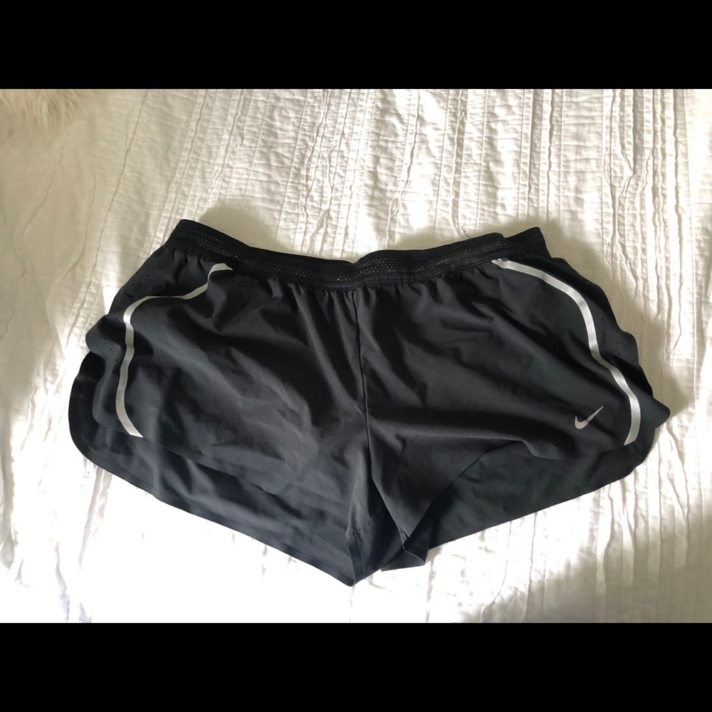 Nike Aeroswift shorts